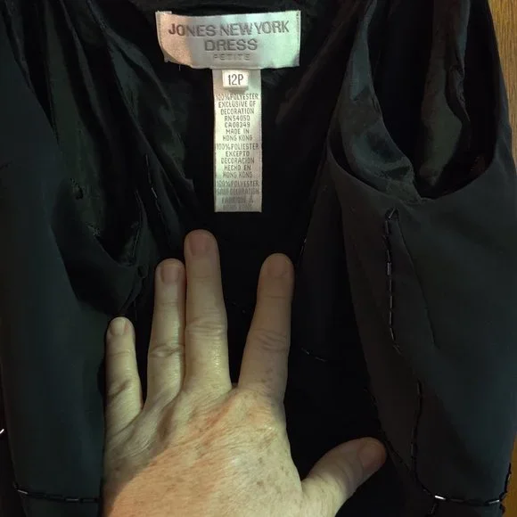 Jones New York black beaded cocktail dress - Picture 3 of 3